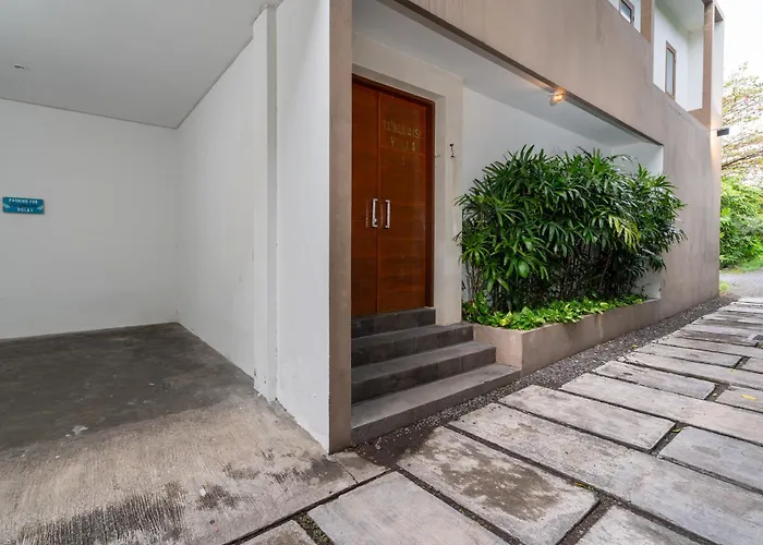 Beautiful Modern In The Heart Of Villa