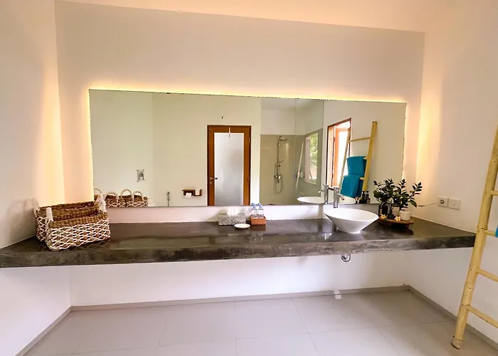 Beautiful Modern In The Heart Of Villa *