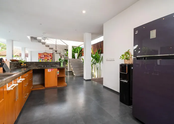 Beautiful Modern In The Heart Of Villa Seminyak (Bali)