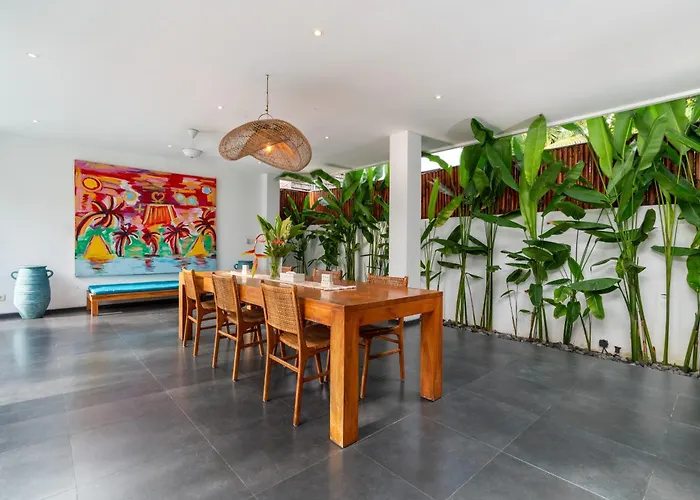Beautiful Modern In The Heart Of Villa *